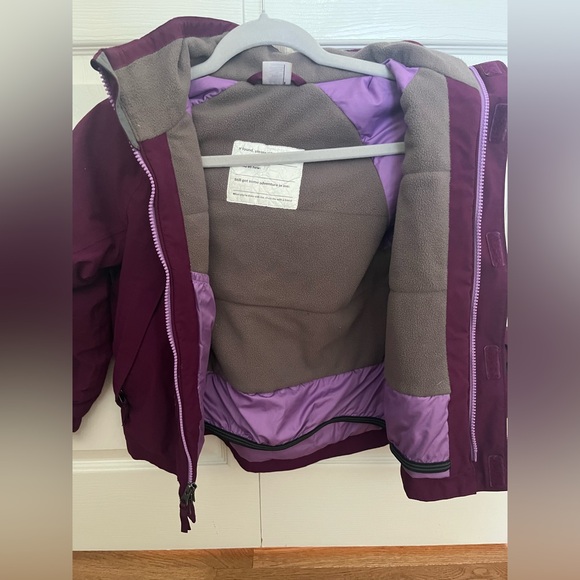 REI kids snow/ski coat. Size small (8). Plum/purple - Picture 2 of 8